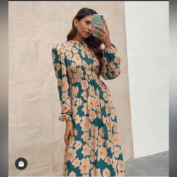 NWOT Never fully dressed floral boho midi prairie dress - Picture 2 of 7